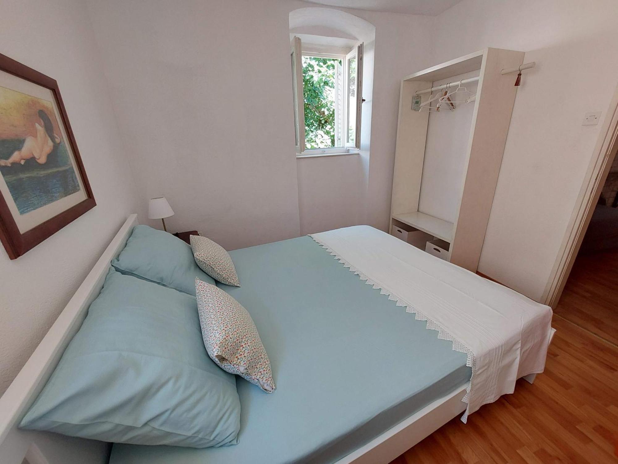 Apartment In Vis Historic Center - Mikula, Ljubica, Toma Екстериор снимка