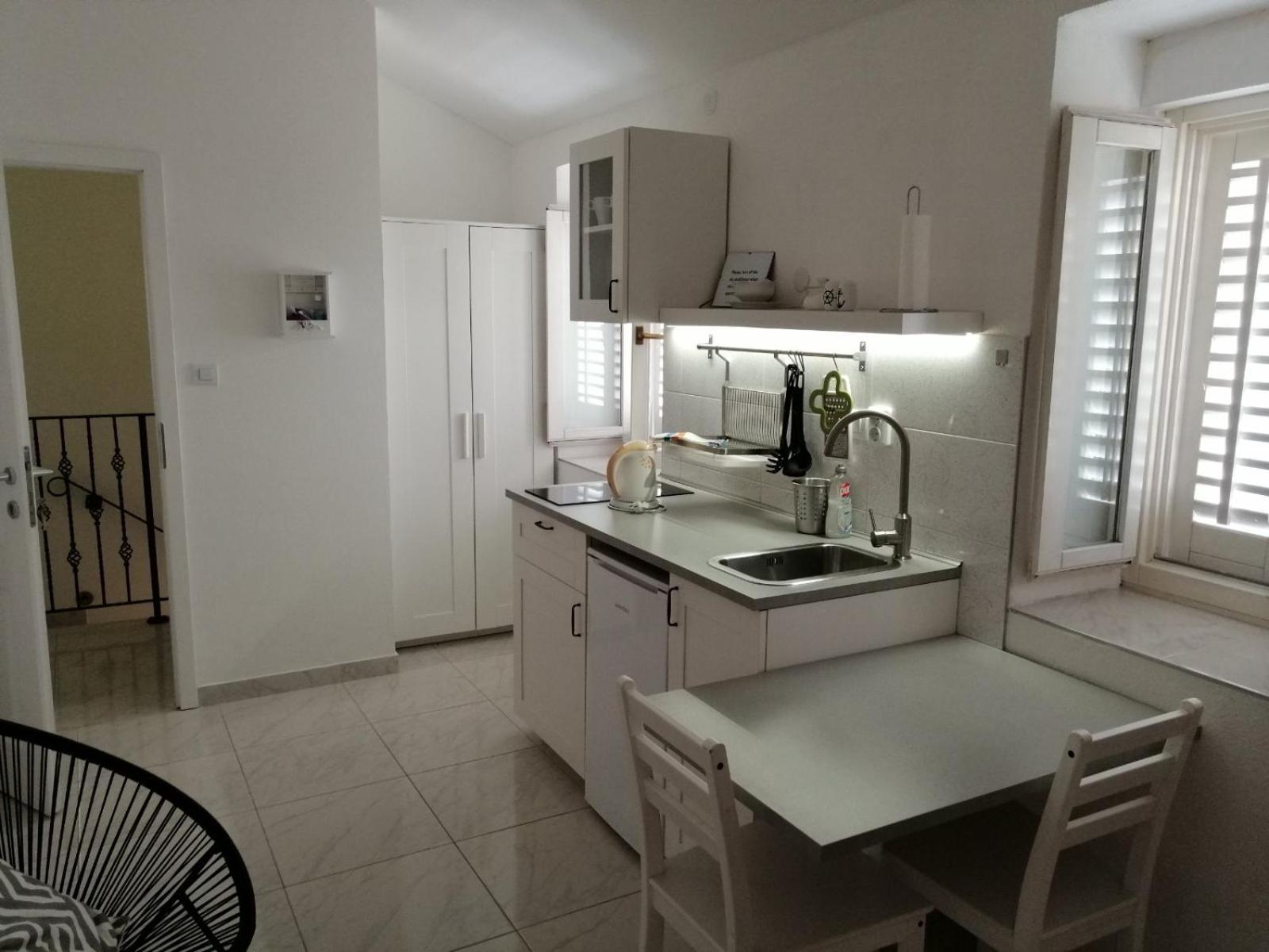 Apartment In Vis Historic Center - Mikula, Ljubica, Toma Стая снимка