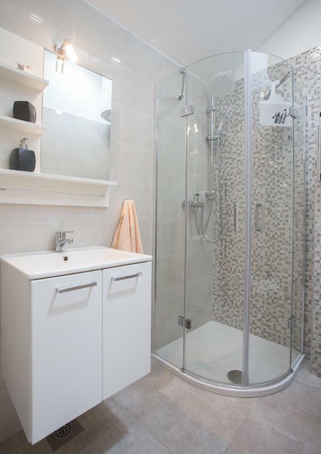 Apartment In Vis Historic Center - Mikula, Ljubica, Toma Екстериор снимка
