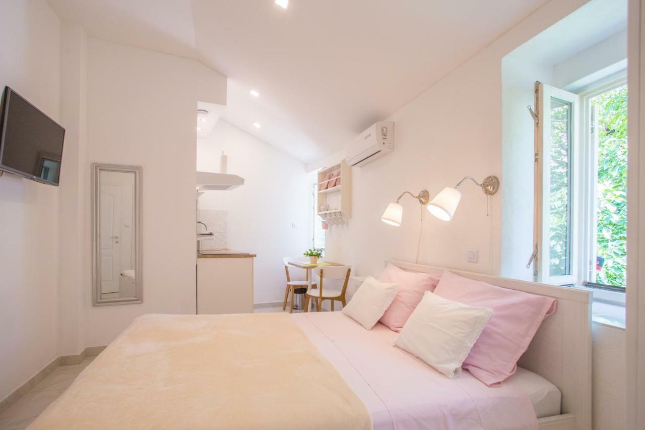 Apartment In Vis Historic Center - Mikula, Ljubica, Toma Екстериор снимка