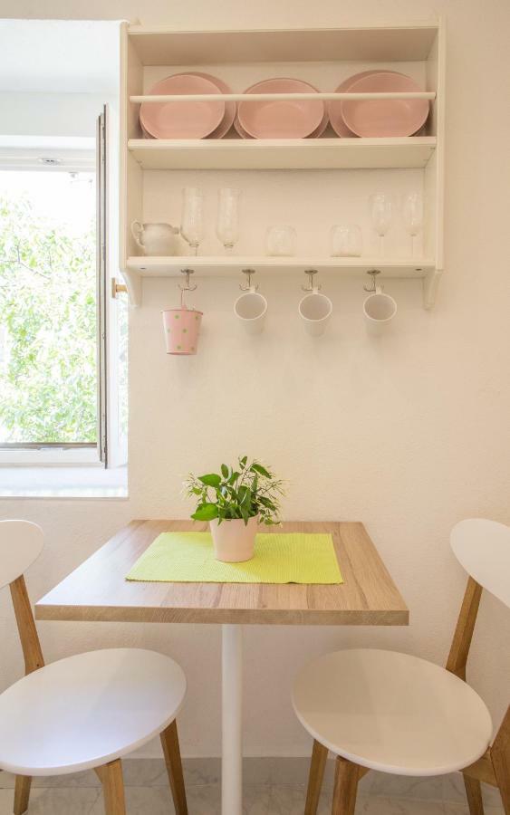 Apartment In Vis Historic Center - Mikula, Ljubica, Toma Екстериор снимка